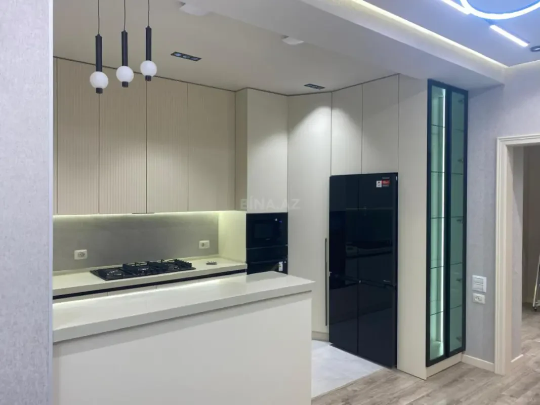 Kirayə verilir 2 otaqlı mənzil 78 m²