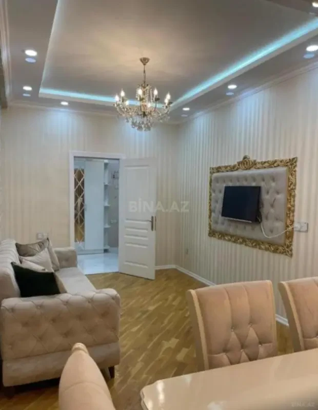 Satılır 2 otaqlı mənzil 80 m²