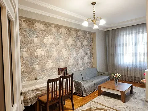Satılır 2 otaqlı mənzil 43 m² — Bakı, İnşaatçılar 2 otaq 43.00 m²