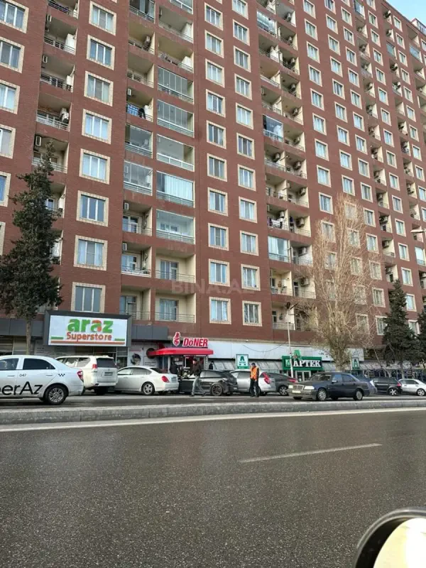 Satılır 2 otaqlı mənzil 58 m²