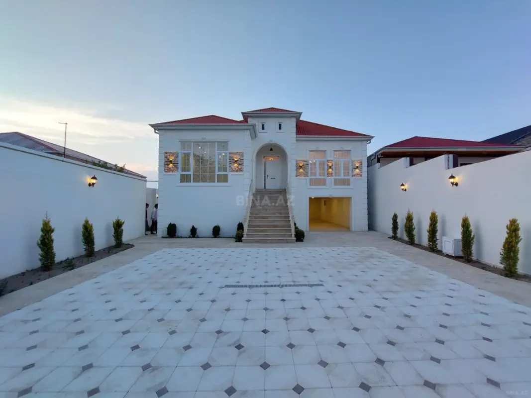 Satılır 4 otaqlı həyət evi 155 m²
