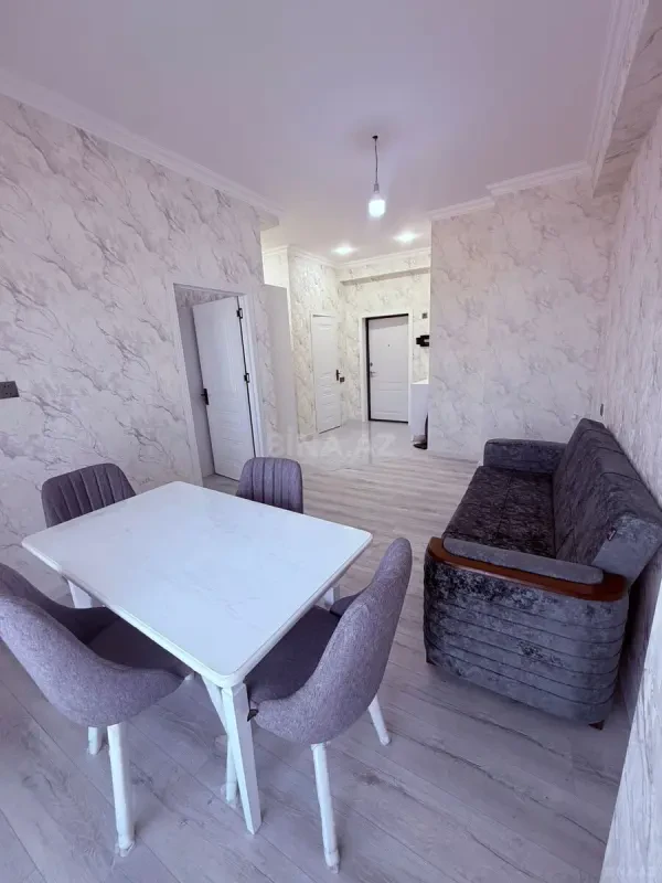 Kirayə verilir 2 otaqlı mənzil 47 m²