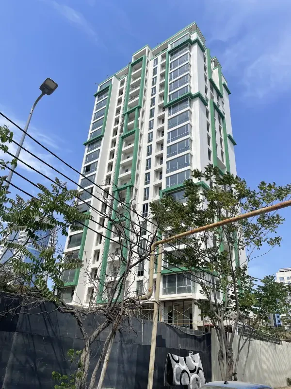 Satılır 2 otaqlı mənzil 80.2 m²