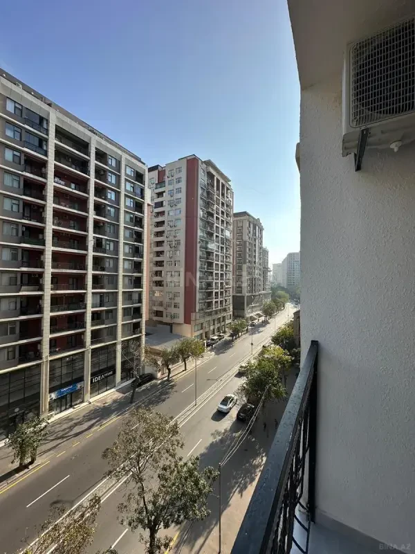 Satılır 2 otaqlı mənzil 66 m²
