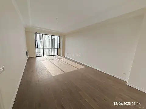 Satılır 3 otaqlı mənzil 110 m² — Bakı, İnşaatçılar 3 otaq 110.00 m²