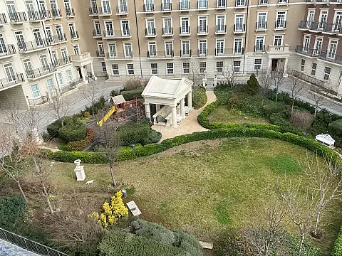 Satılır 4 otaqlı mənzil 184 m² — Bakı 4 otaq 184.00 m²