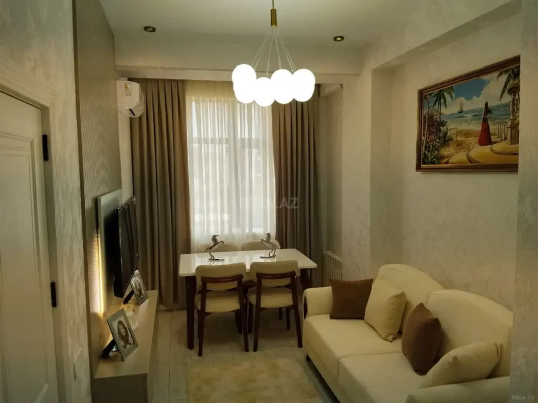 Satılır 2 otaqlı mənzil 45 m²