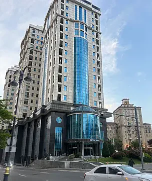 Satılır 5 otaqlı mənzil 180 m² — Bakı, Nizami 5 otaq 180.00 m²