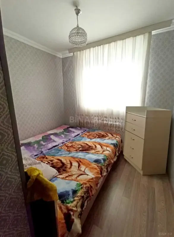 Kirayə verilir 2 otaqlı mənzil 50 m²