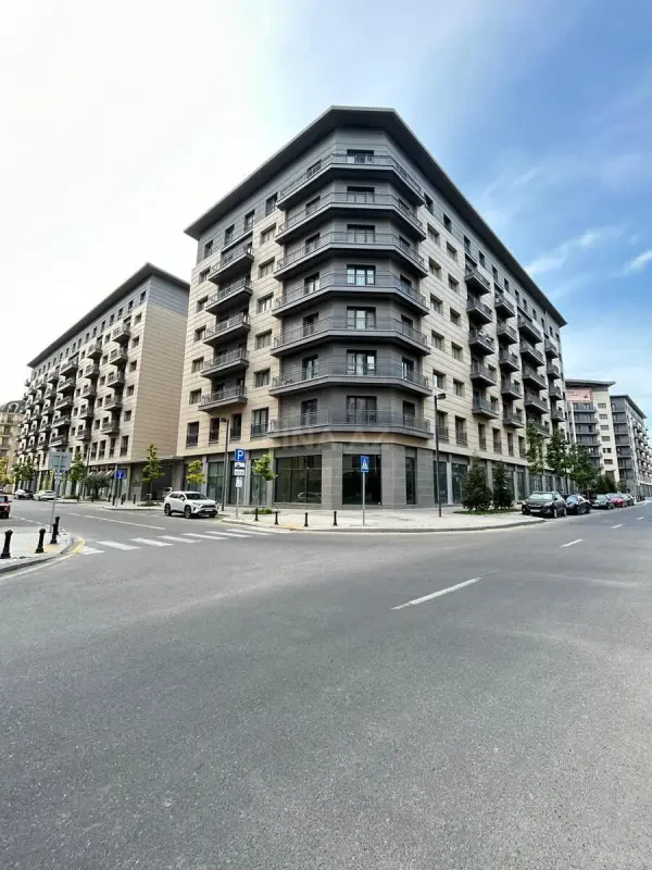 Satılır 1 otaqlı mənzil 47 m²