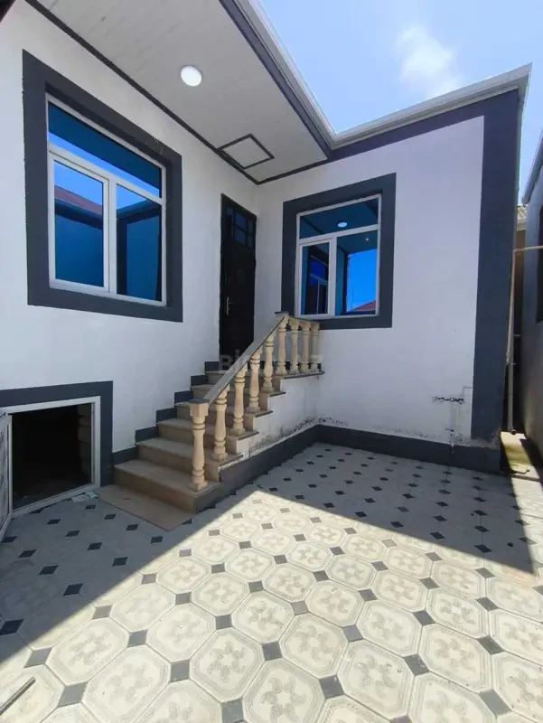Satılır 2 otaqlı həyət evi 50 m²