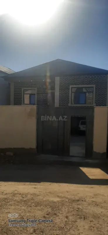 Satılır 4 otaqlı həyət evi 125 m²