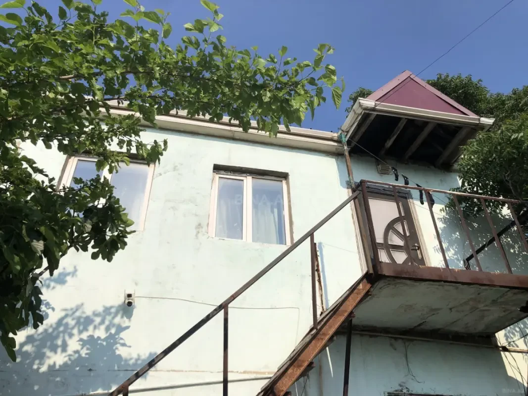 Kirayə verilir 4 otaqlı həyət evi 68 m²