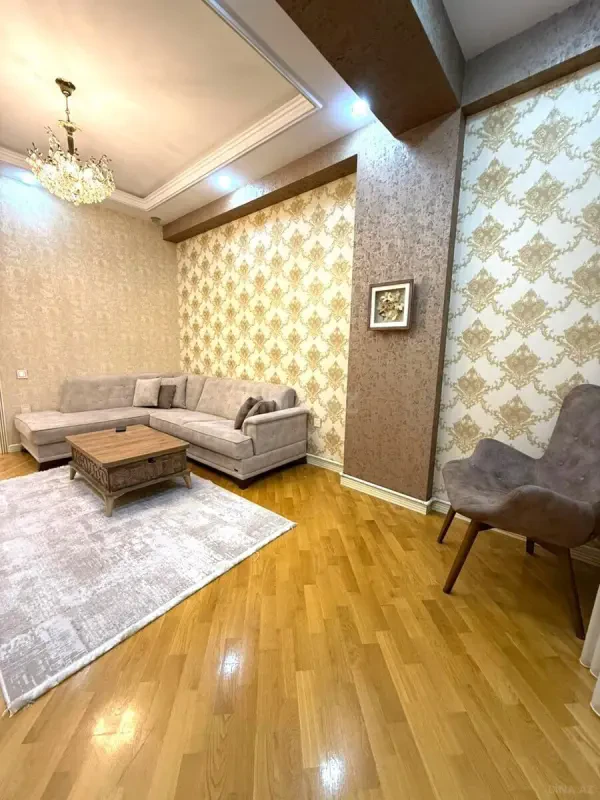 Kirayə verilir 2 otaqlı mənzil 60 m²
