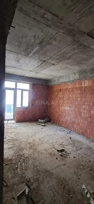 Satılır 3 otaqlı mənzil 118 m²