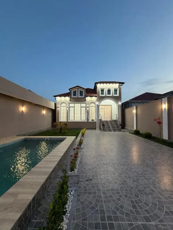Satılır 4 otaqlı həyət evi 150 m²