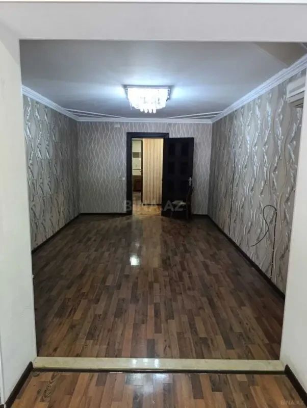 Satılır 3 otaqlı mənzil 75 m²