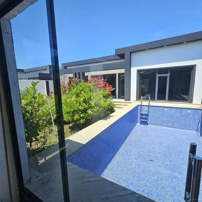 Satılır 4 otaqlı həyət evi 150 m²