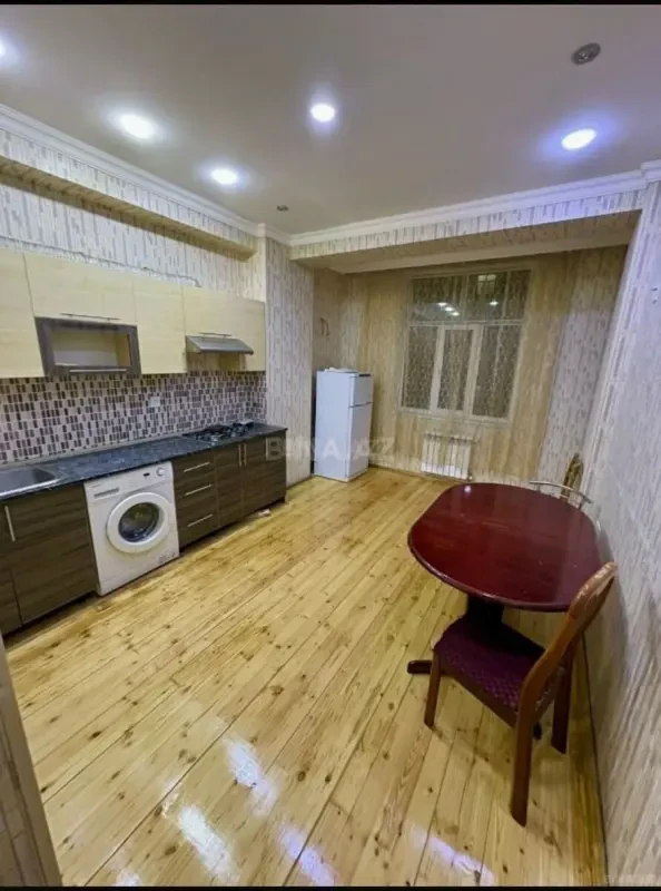 Satılır 1 otaqlı mənzil 60 m²