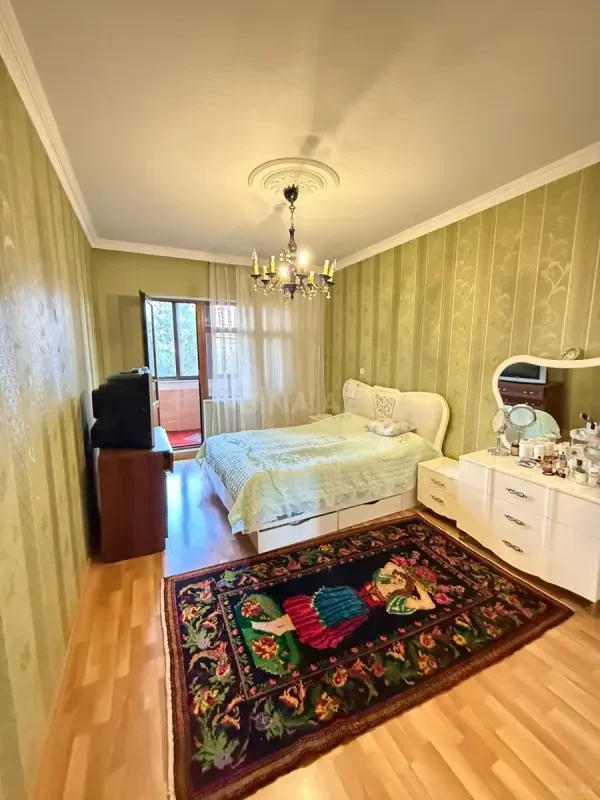 Satılır 3 otaqlı mənzil 80 m²