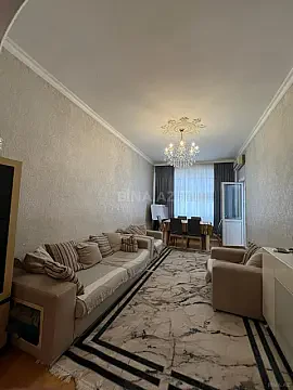 Satılır 3 otaqlı mənzil 76 m² — Bakı, Həzi Aslanov qəs. 3 otaq 76.00 m²