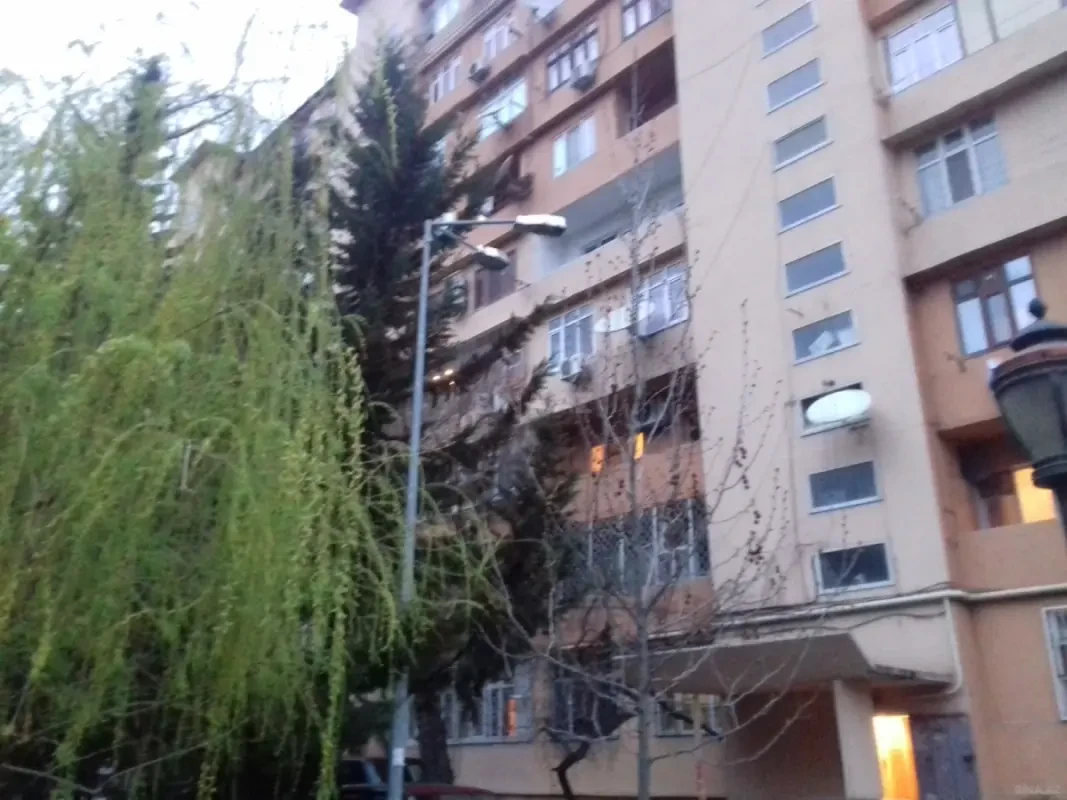 Satılır 3 otaqlı mənzil 82 m²