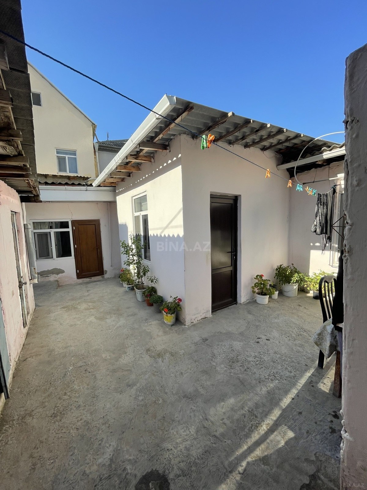 Satılır 4 otaqlı həyət evi 90 m²