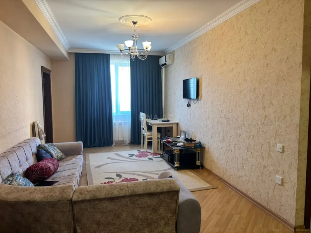 Kirayə verilir 3 otaqlı mənzil 93 m²