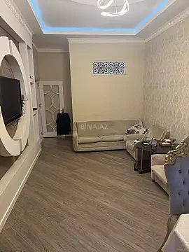 Satılır 2 otaqlı mənzil 72 m² — Bakı, İnşaatçılar 2 otaq 72.00 m²