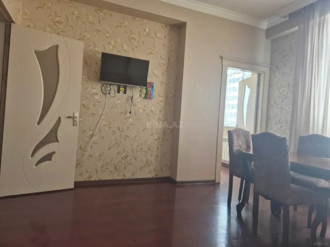 Kirayə verilir 2 otaqlı mənzil 56 m²