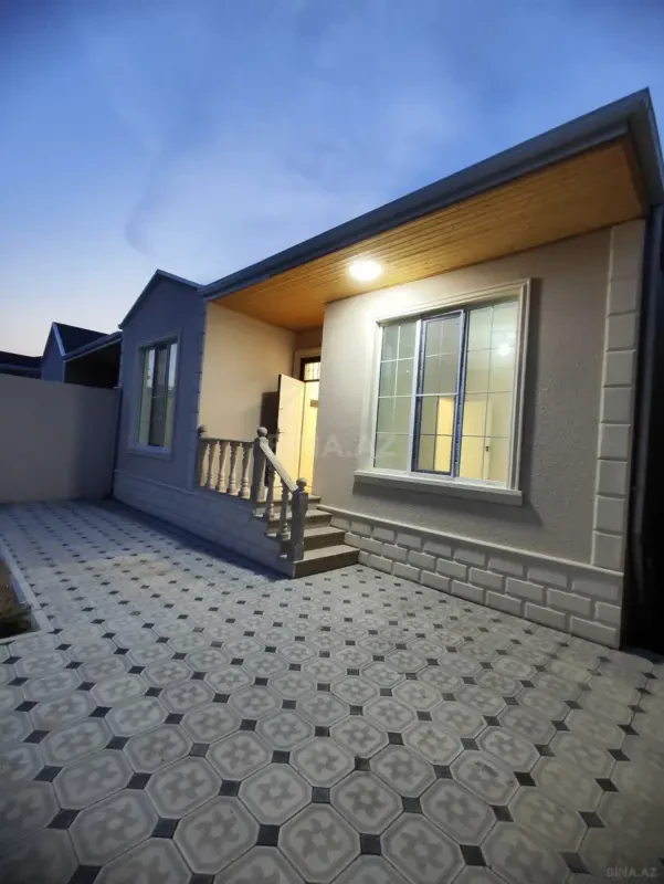 Satılır 3 otaqlı həyət evi 100 m²