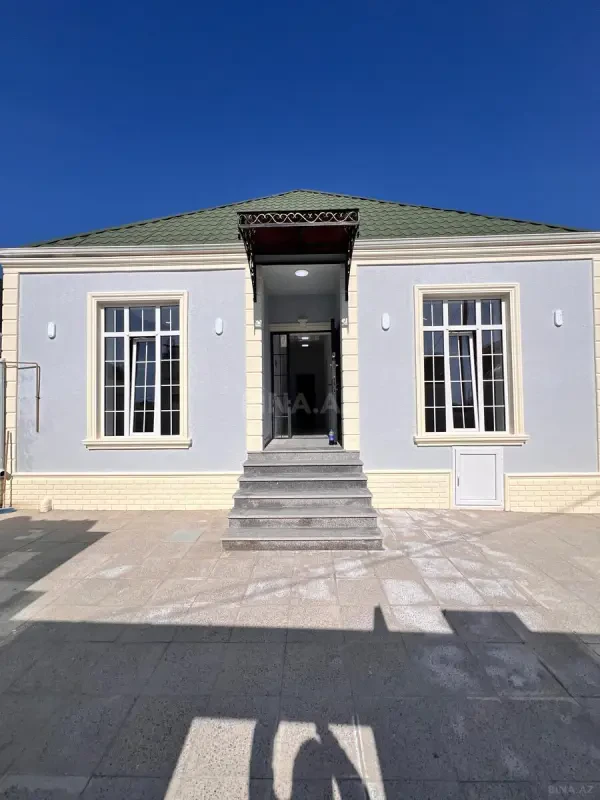 Satılır 4 otaqlı həyət evi 100 m²