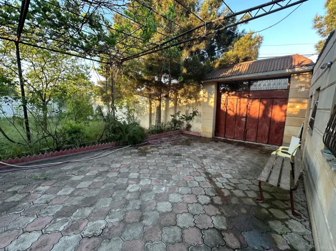 Satılır 3 otaqlı həyət evi 100 m²