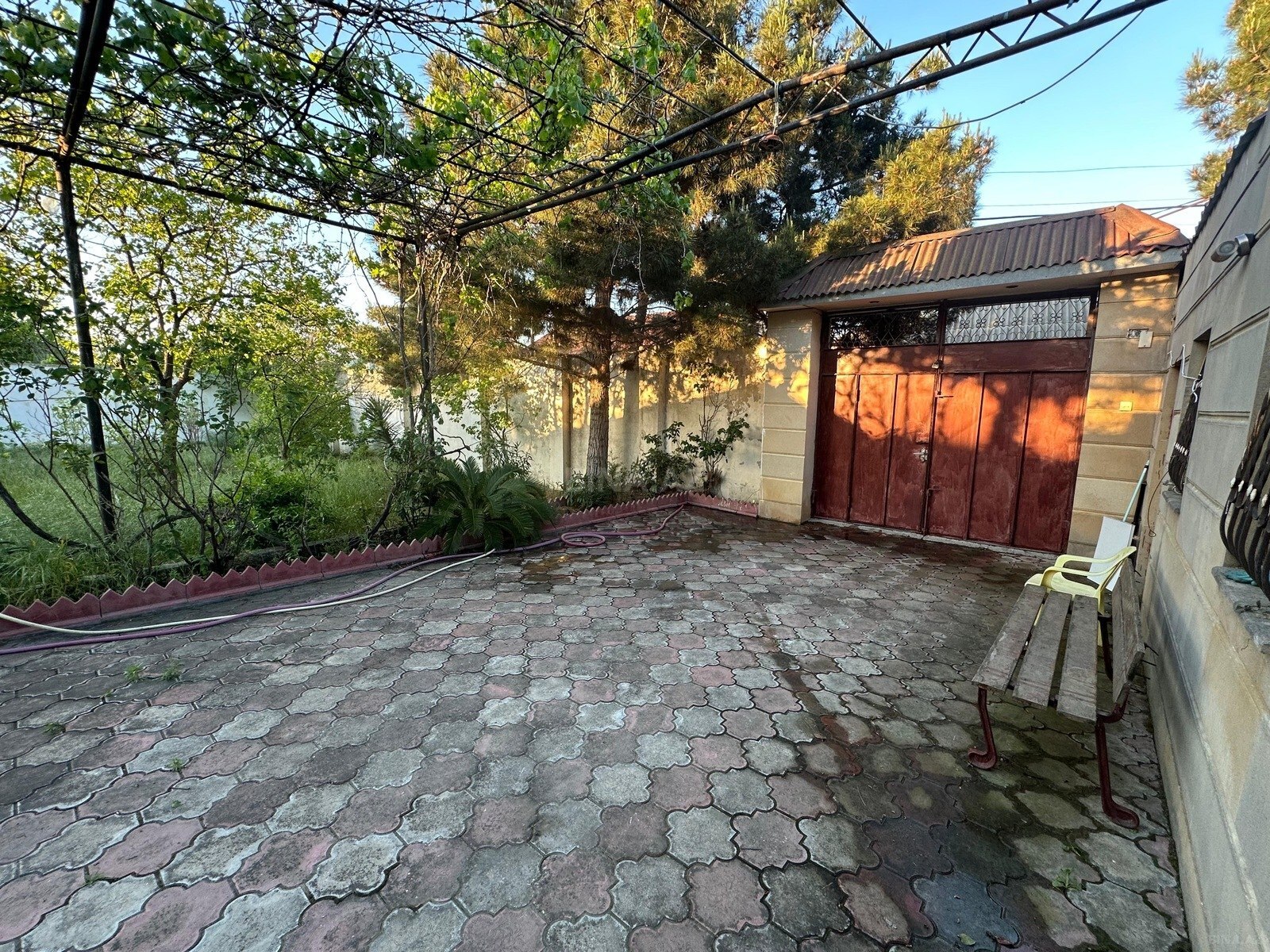 Satılır 3 otaqlı həyət evi 100 m²