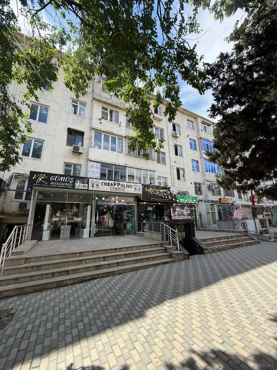 Satılır 3 otaqlı mənzil 50 m²