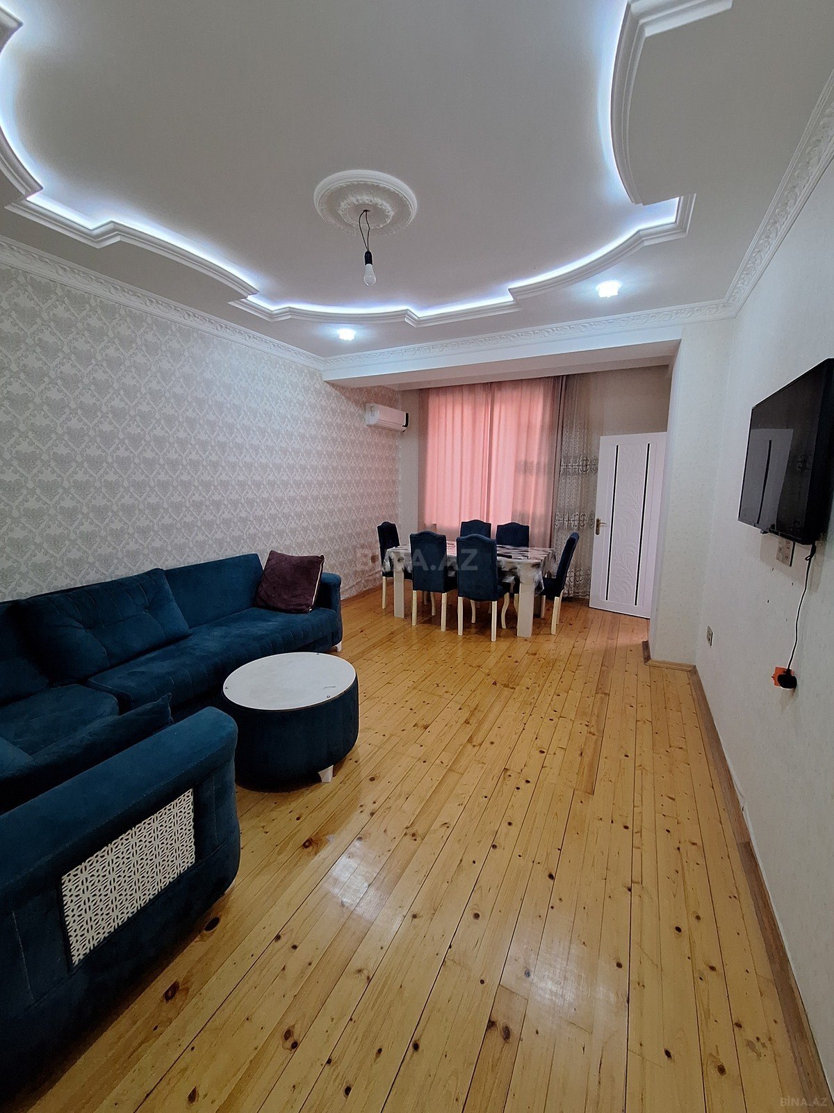 Satılır 2 otaqlı mənzil 61 m²