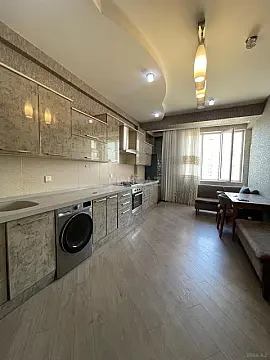 Satılır 2 otaqlı mənzil 85 m² — Bakı, Nizami 2 otaq 85.00 m²