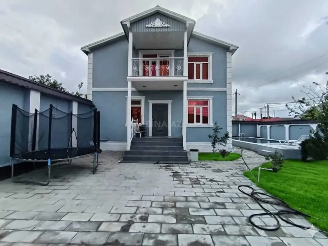 Kirayə verilir 4 otaqlı həyət evi 220 m²