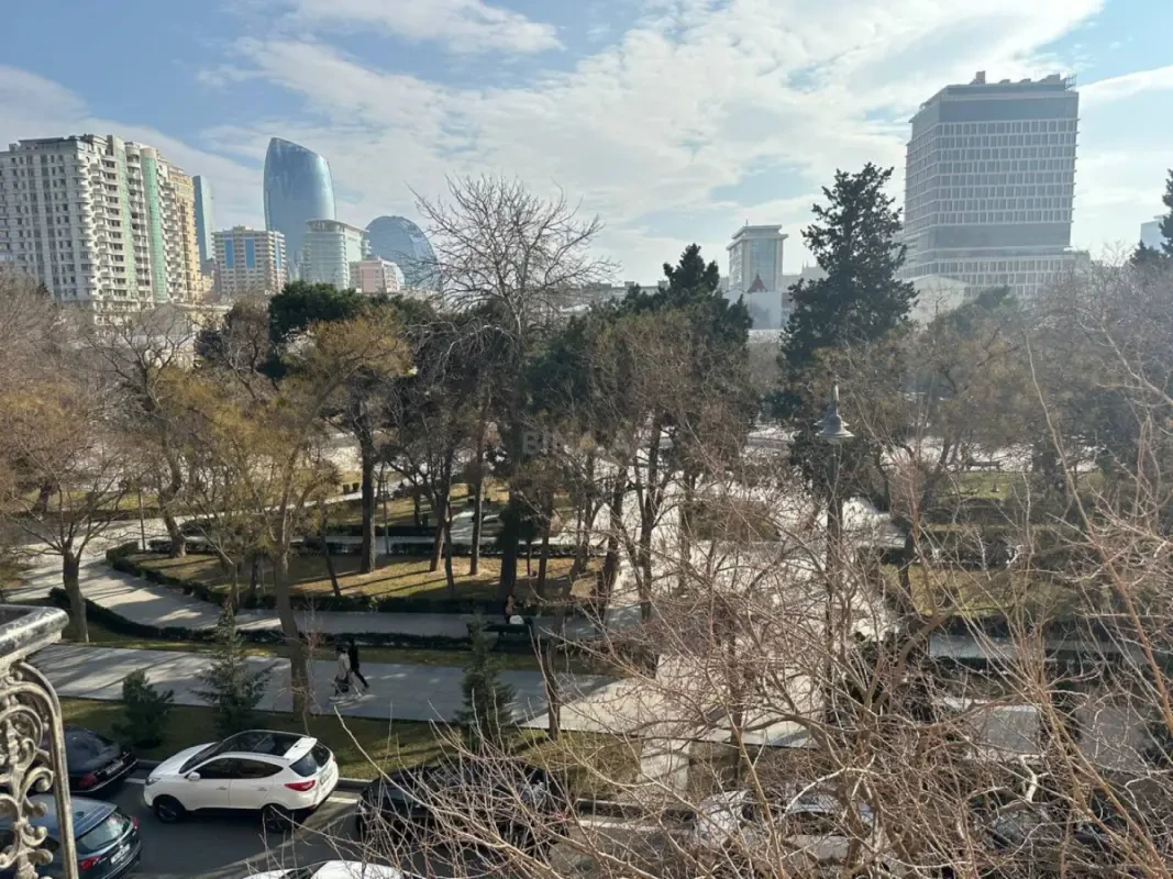 Satılır 1 otaqlı mənzil 20 m²