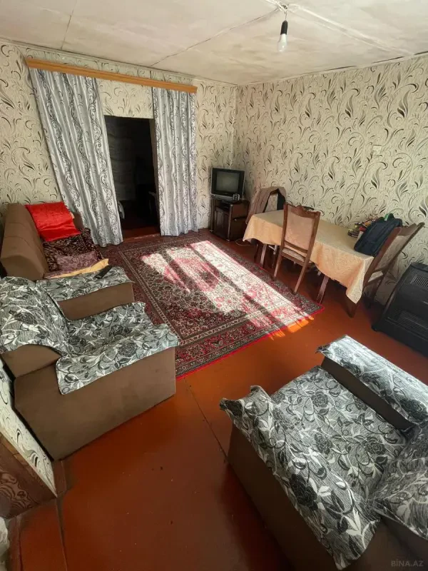 Satılır 4 otaqlı həyət evi 90 m²