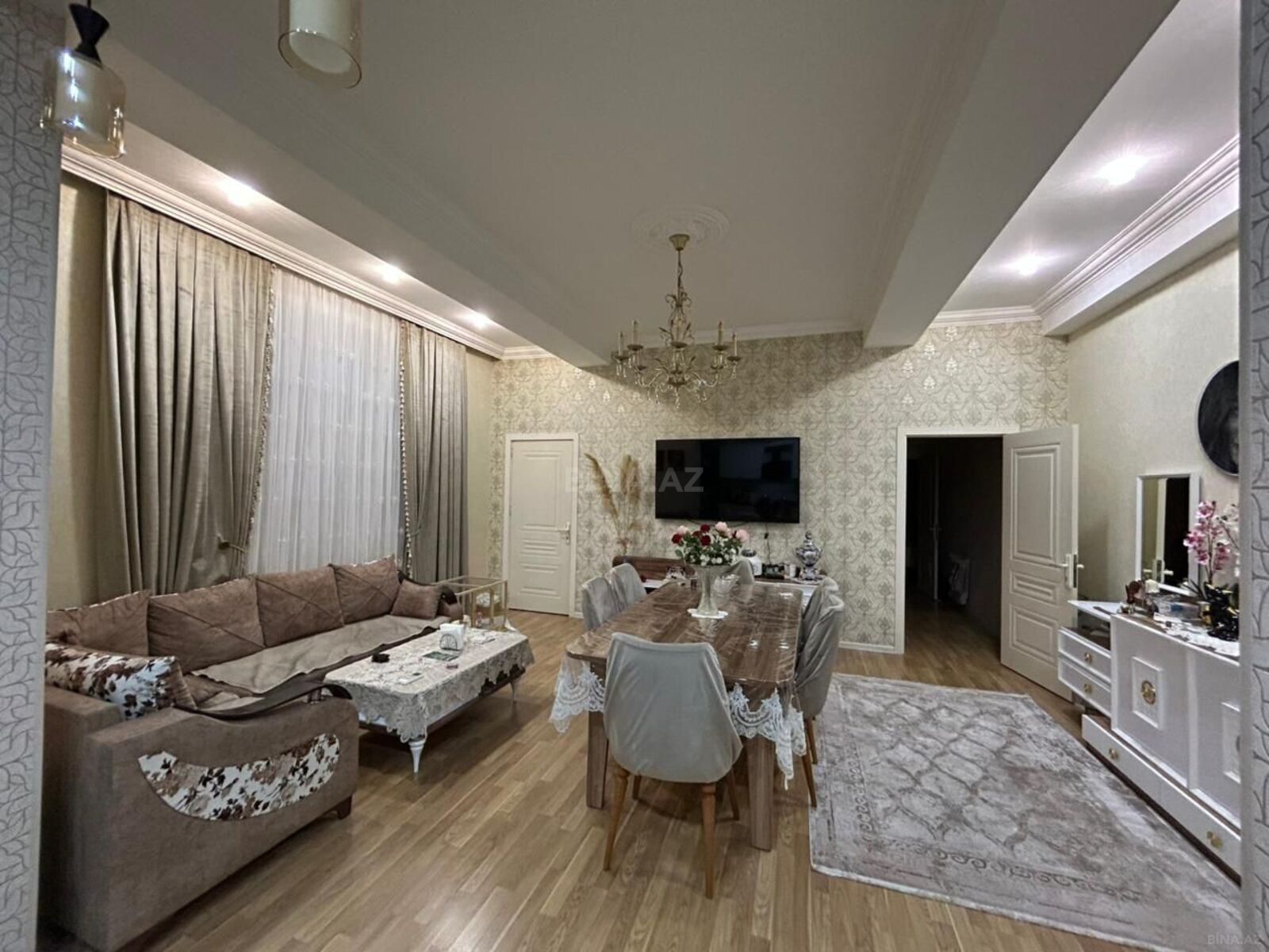 Satılır 4 otaqlı mənzil 96 m²