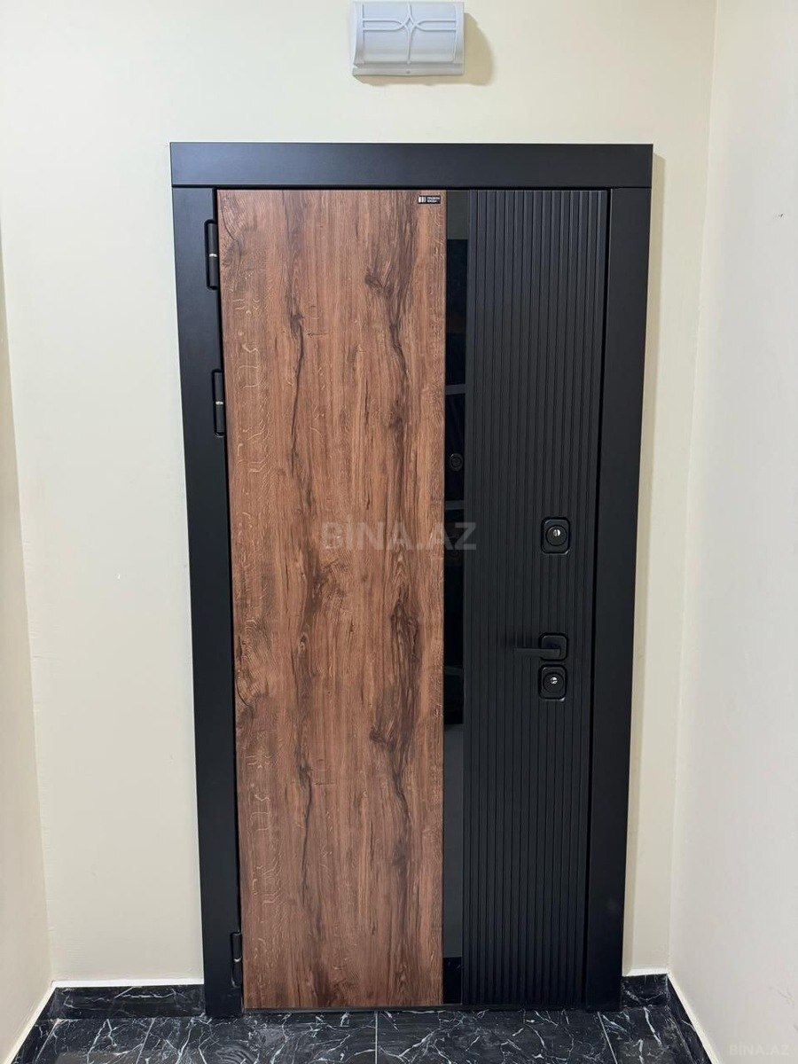 Satılır 3 otaqlı mənzil 105 m²