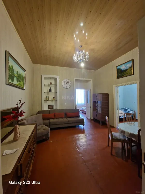 Kirayə verilir 4 otaqlı mənzil 85 m²