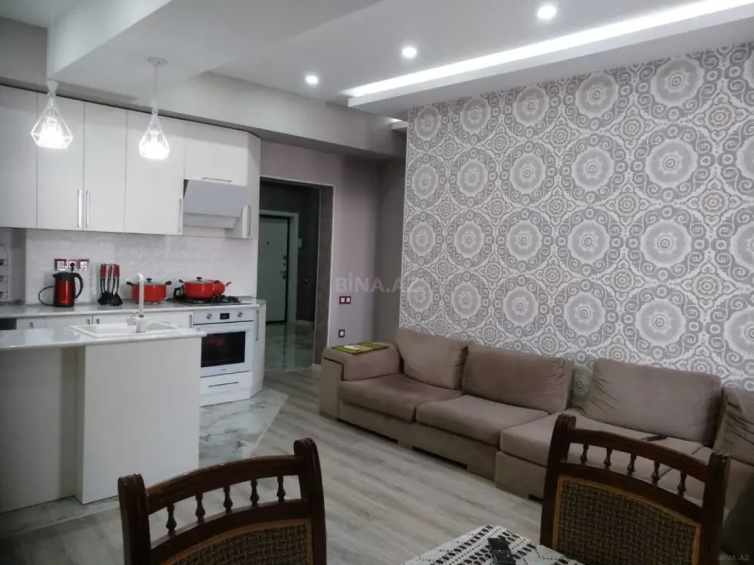Satılır 3 otaqlı mənzil 105 m²