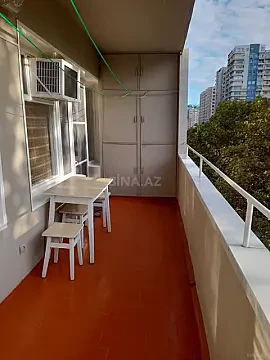 Satılır 2 otaqlı mənzil 70 m² — Bakı 2 otaq 70.00 m²
