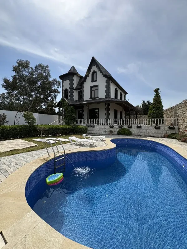 Kirayə verilir 4 otaqlı həyət evi 180 m²
