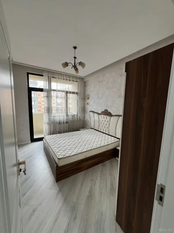 Kirayə verilir 2 otaqlı mənzil 55 m²