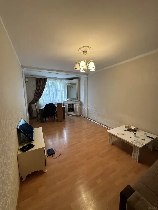 Kirayə verilir 2 otaqlı mənzil 50 m²