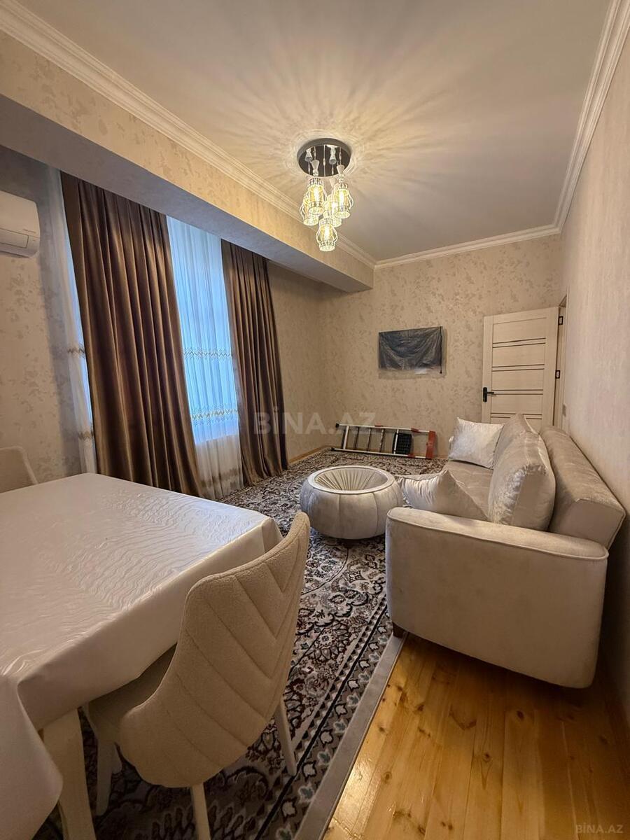 Kirayə verilir 2 otaqlı mənzil 85 m²
