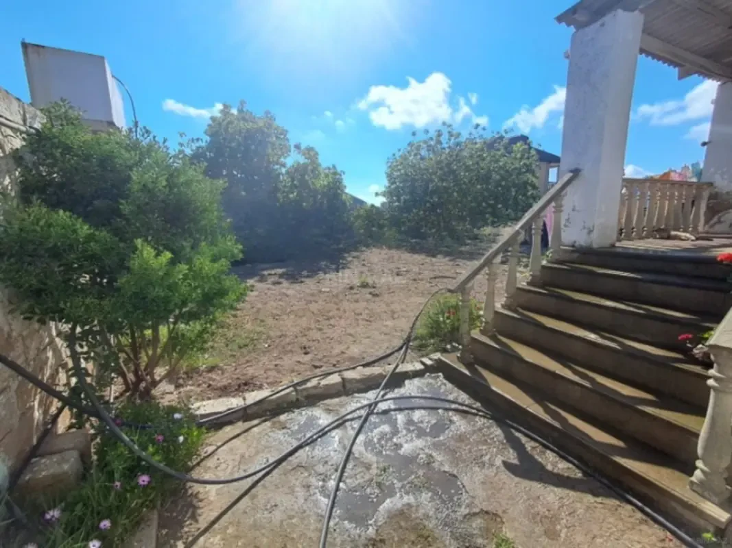 Satılır 5 otaqlı həyət evi 140 m²